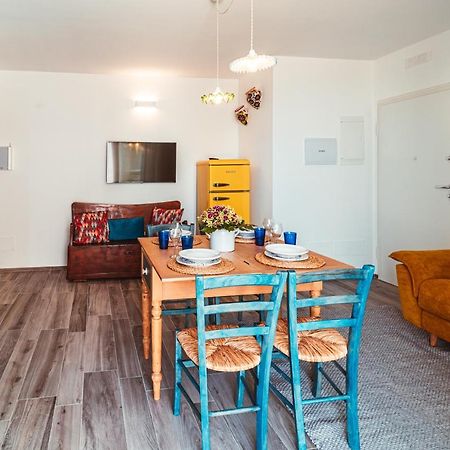 פולינאנו א מארה Da Riva Apartment Sea View - Housea מראה חיצוני תמונה