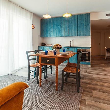 פולינאנו א מארה Da Riva Apartment Sea View - Housea מראה חיצוני תמונה